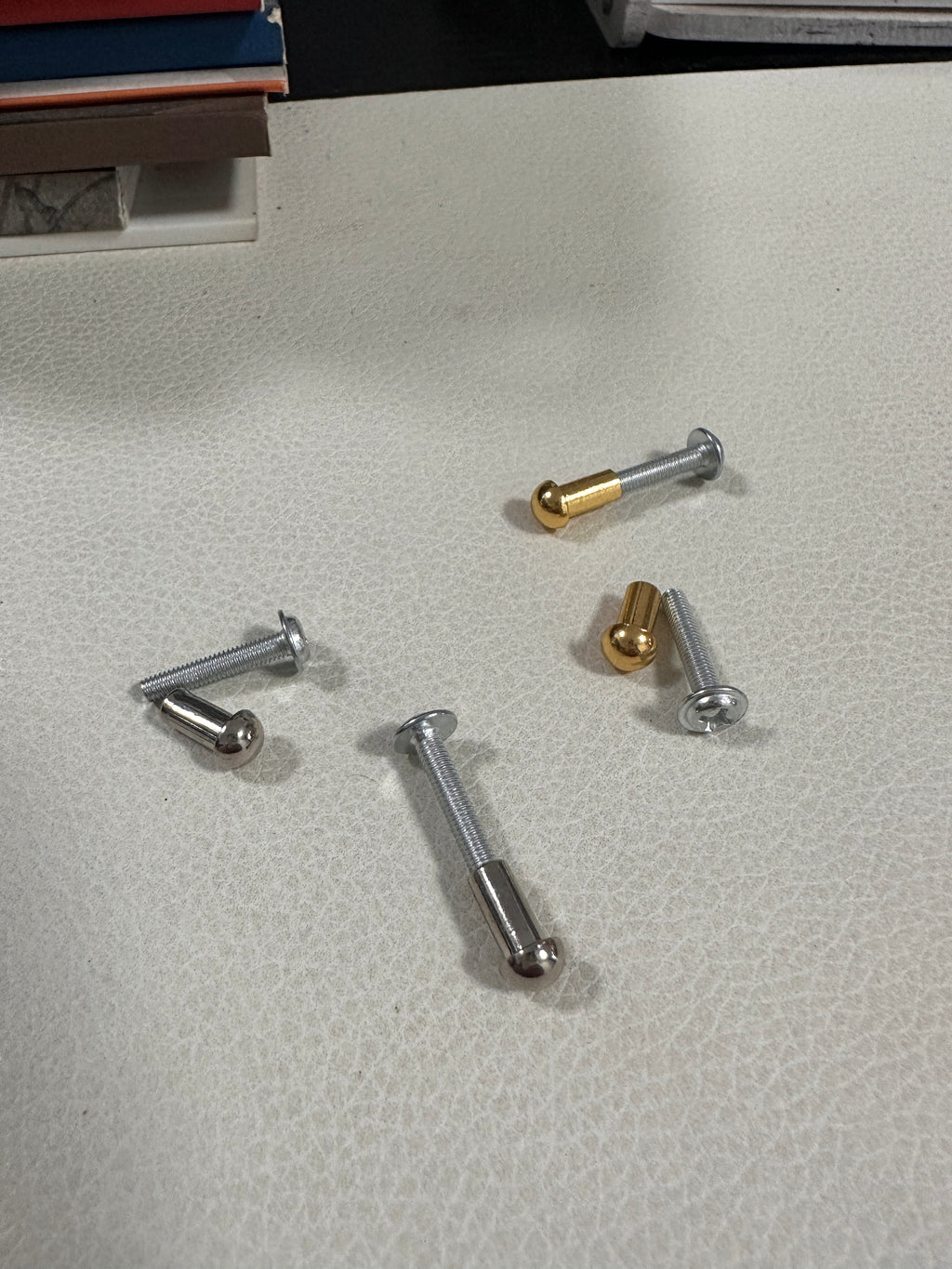 6mm Round Head Chicago Screws – Bag Rivets / Binding Posts
