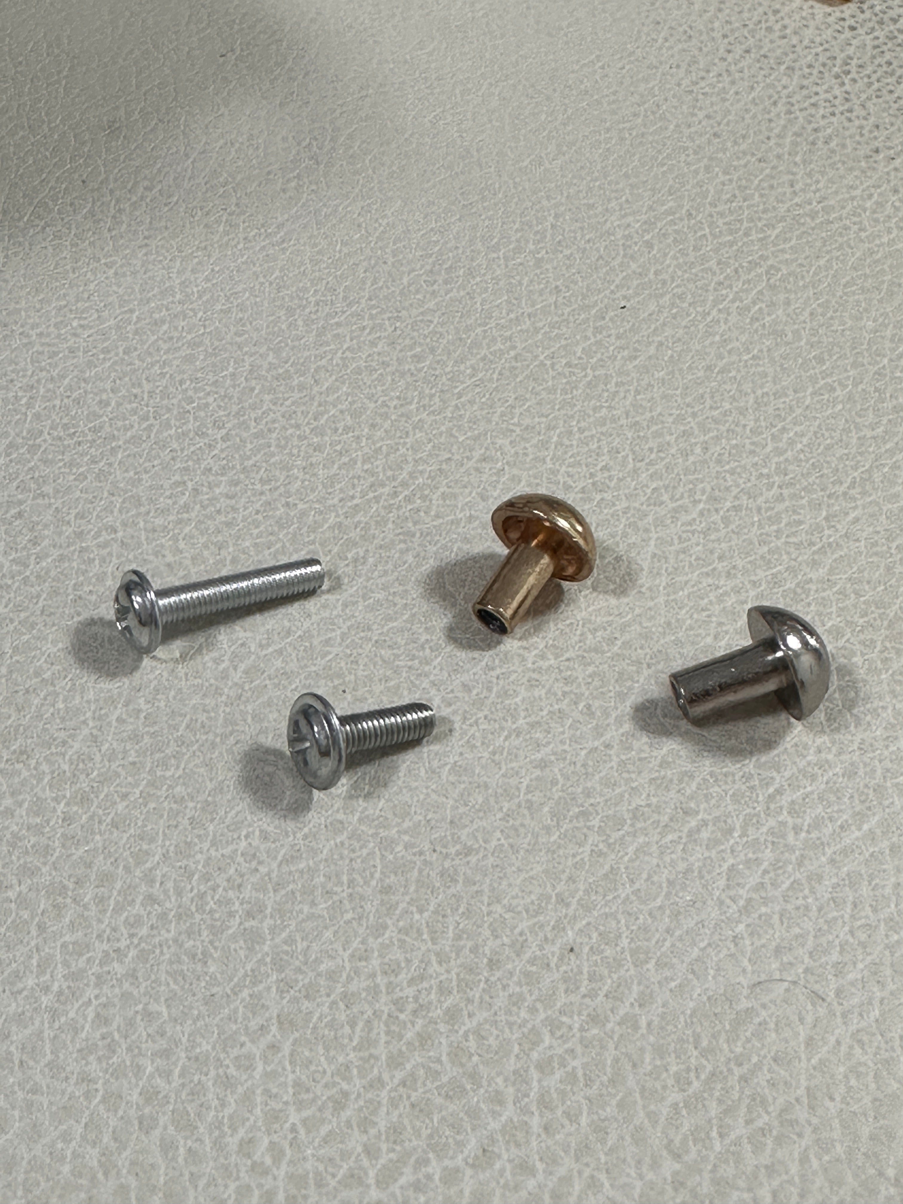 9.5mm Chicago Screws / Binding Posts – Bag Hardware Fasteners