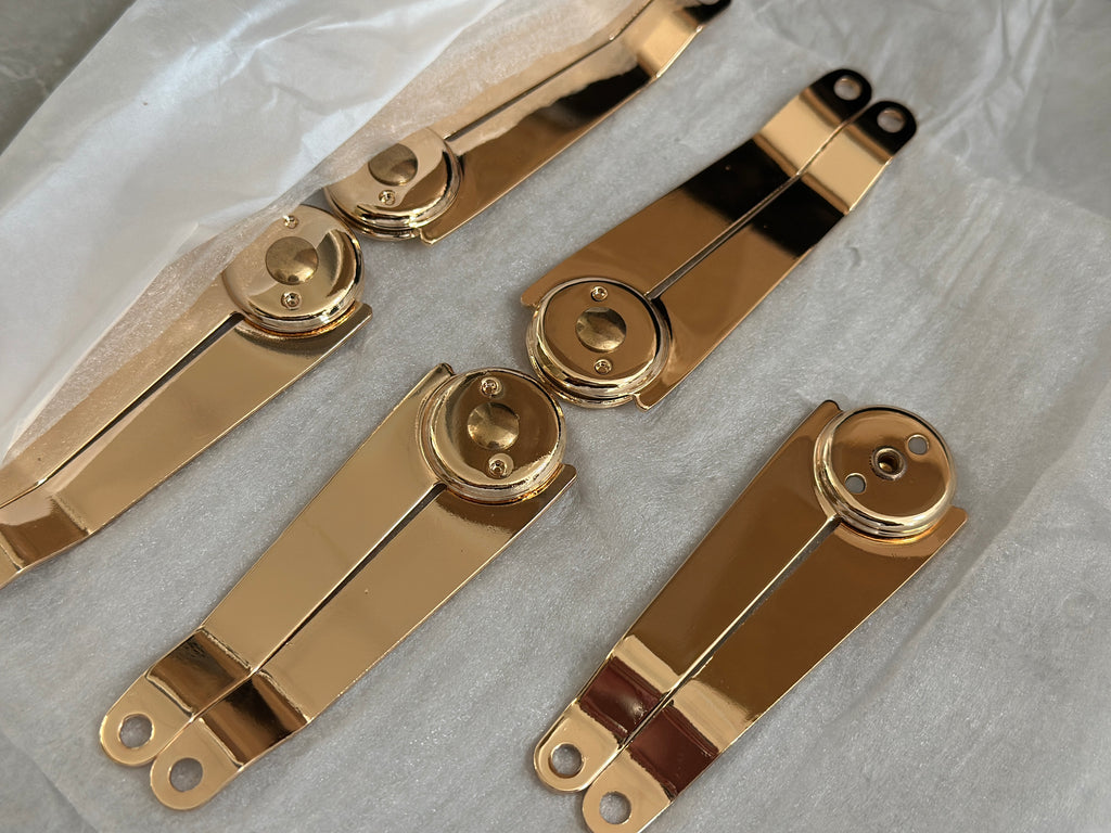 Metal Lid Stay Hinge for Trunks & Jewelry Boxes