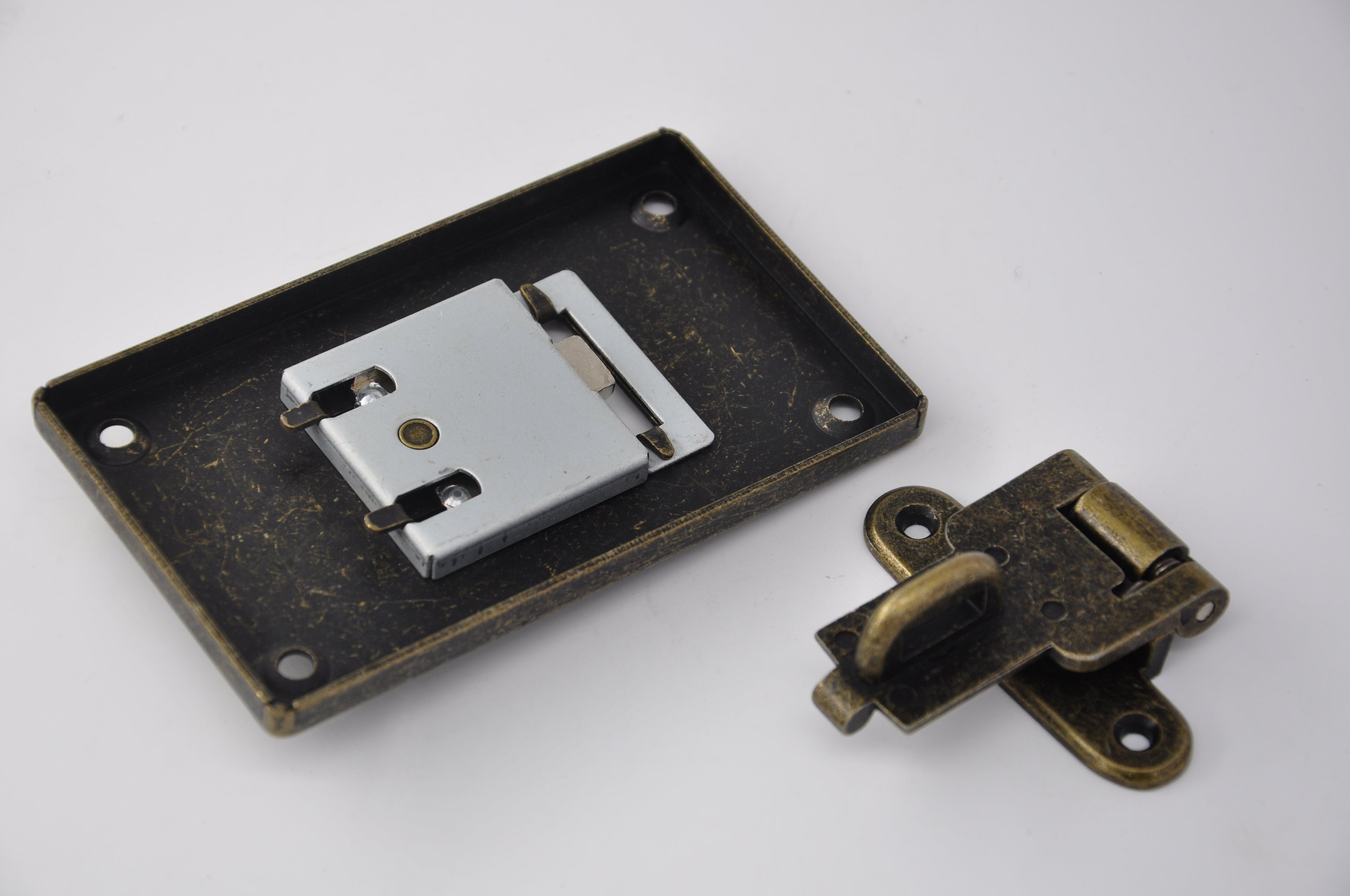 Vintage Rotary Box Lock with Keyhole — 85.5×87mm Antique Brass Bag Hardware