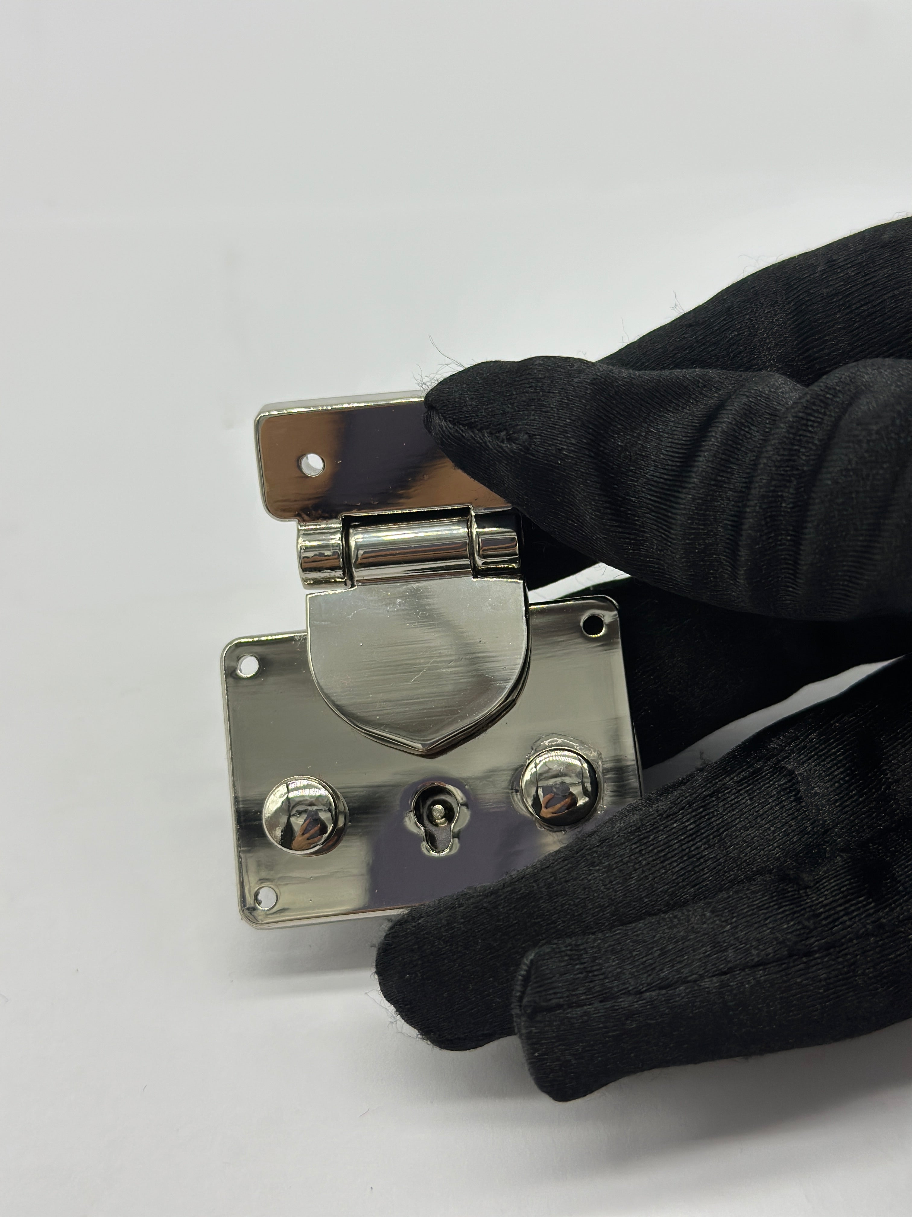 Keyed Metal Trunk Latch Lock for Cases & Trunks – 50×40mm