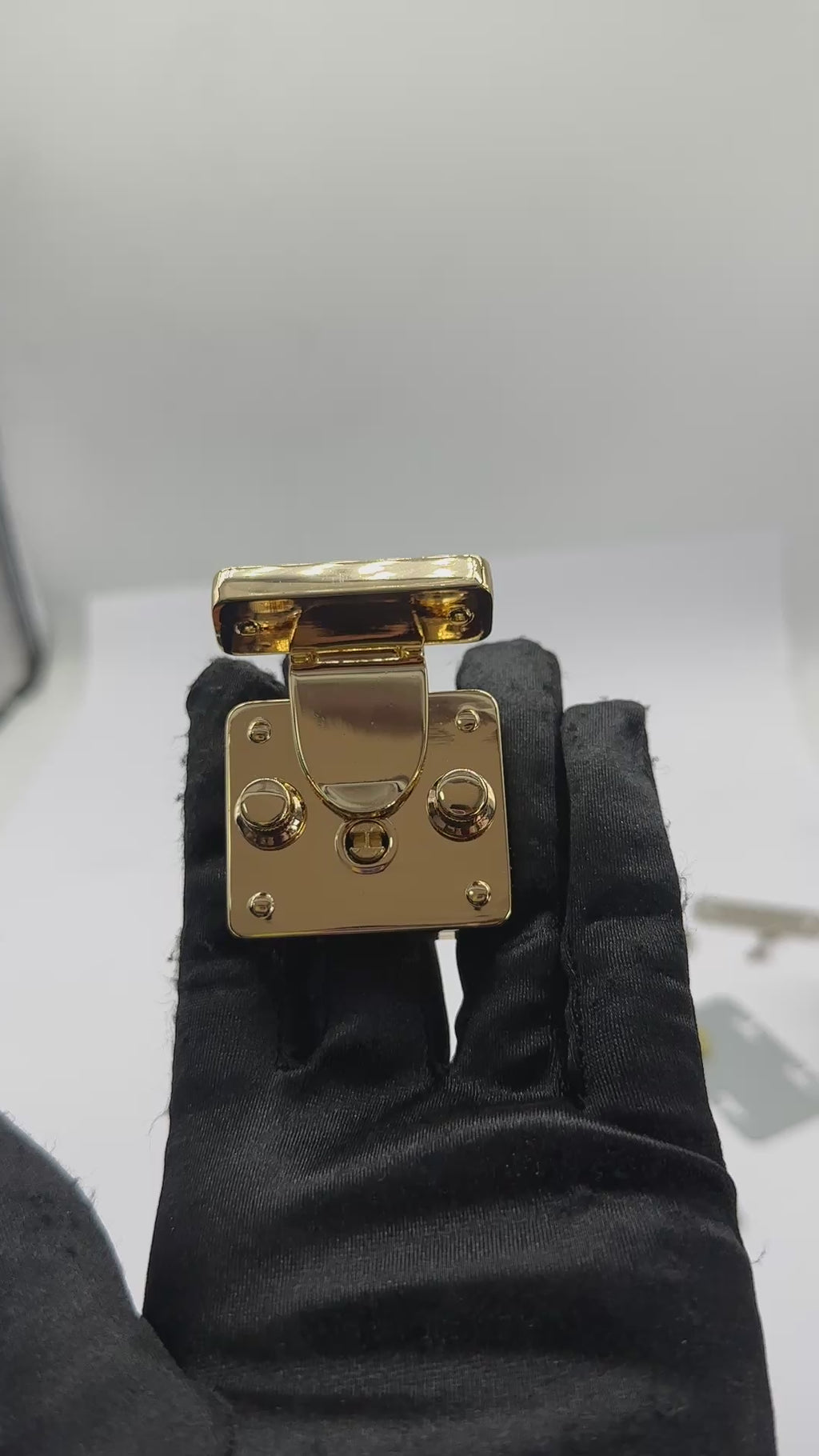 Square Metal Box Lock Clasp for Bags & Cases – 38×50mm