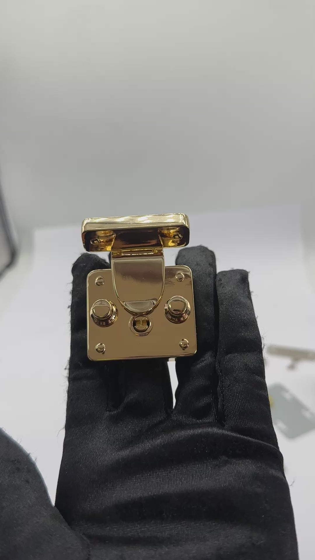 Square Metal Box Lock Clasp for Bags & Cases – 38×50mm